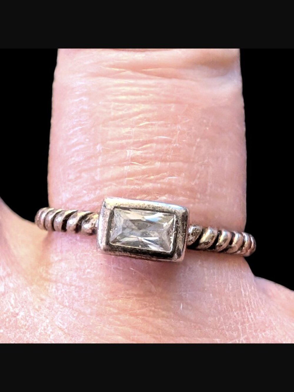 Silpada Retired 925 Sterling Silver Twisted Band CZ Size 8